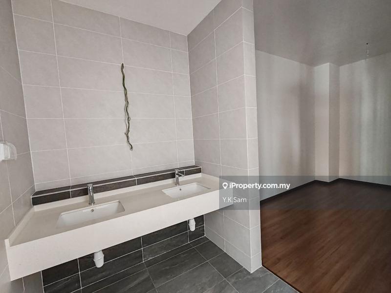 Rumah Teres 3-Tingkat untuk Dijual di Taman Puchong Legenda, Puchong oleh Y.K.Sam - iProperty.com.my