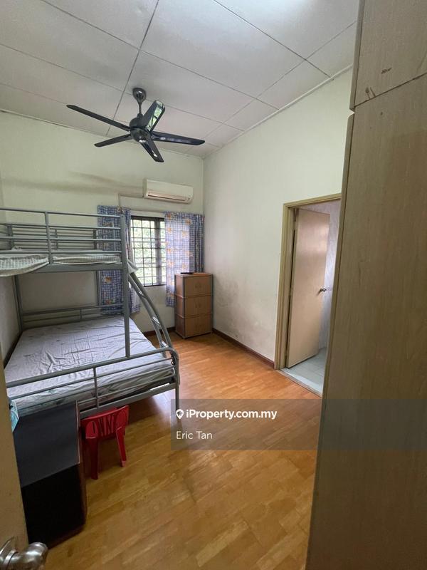 Rumah Berangkai 2 Tingkat untuk Dijual di Bukit Jelutong, Shah Alam oleh Eric Tan - iProperty.com.my