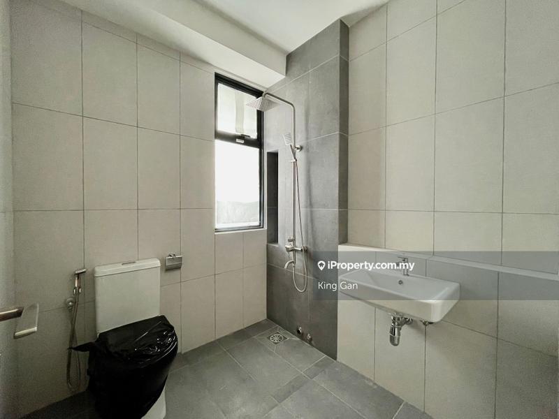 Rumah Berkembar untuk Dijual di Bandar Kinrara Seksyen 8, Bandar Kinrara oleh King Gan - iProperty.com.my