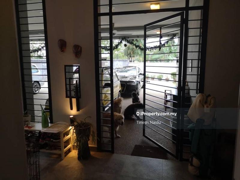 Bungalow House for Sale in Ampang Utama, Ampang by Tinesh Naidu - iProperty.com.my