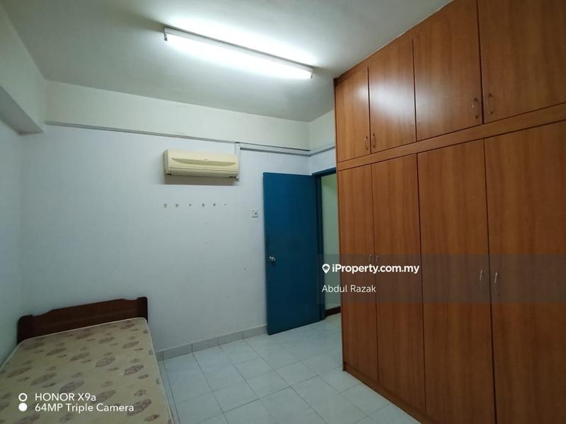 Kondominium untuk Dijual di Vista Komanwel A oleh Abdul Razak - iProperty.com.my