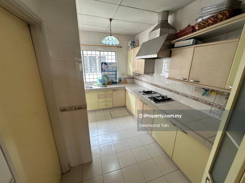 2-storey Terraced House for Sale in Taman Sea, Petaling Jaya by Desmond Tan - Kitchen - iProperty.com.my