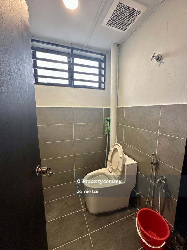 Shop for Rent in Ipoh Garden East, Ipoh by Jamie Lai - Bathroom - iProperty.com.my