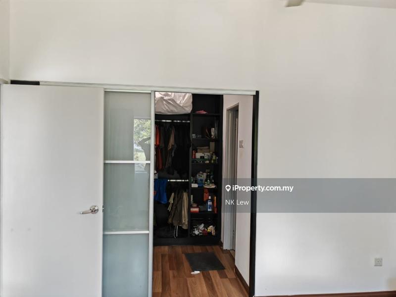 Kondominium untuk Dijual di Bayan Villa, Seri Kembangan oleh NK Lew - iProperty.com.my