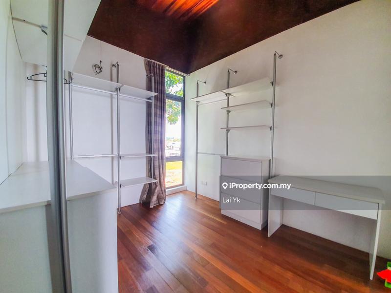 Bungalow House for Sale in Subang Jaya, Selangor by Lai Yk - iProperty.com.my