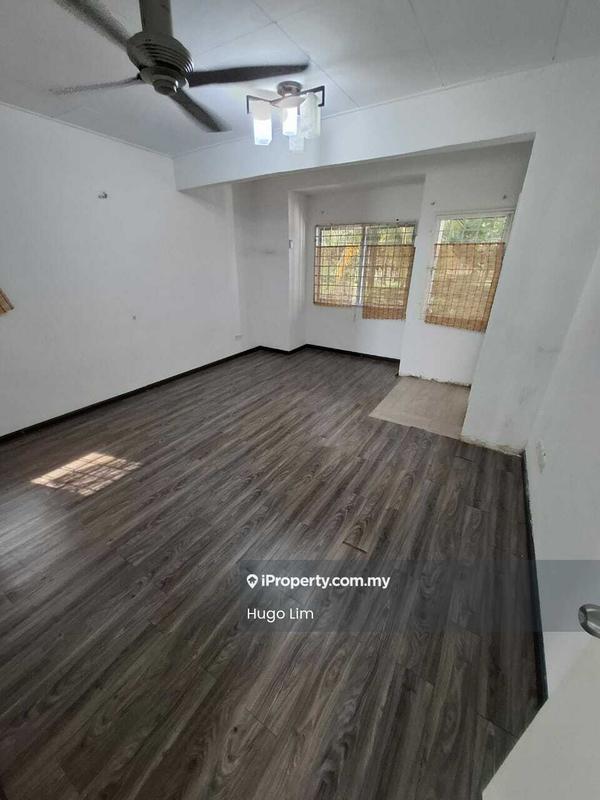 2-storey Terraced House for Sale in Taman Puncak Jalil, Seri Kembangan by Hugo Lim - Living Room - iProperty.com.my