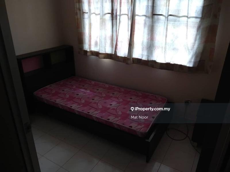 Rumah Berangkai 2 Tingkat untuk Dijual di Seksyen 7, Shah Alam oleh Mat Noor - iProperty.com.my