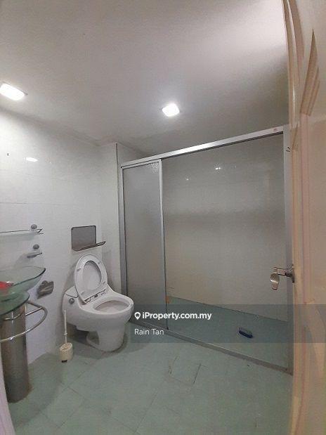 Condominium for Sale in Amadesa Resort Condominium by Rain Tan - iProperty.com.my