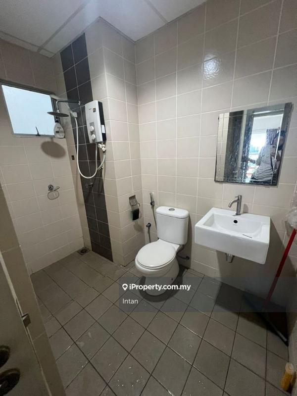 For Rent - I Residence