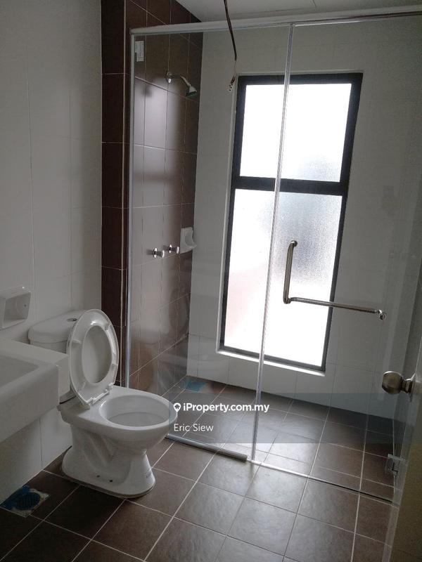 Rumah Berangkai 2.5 Tingkat untuk Dijual di Abadi Heights, Puchong oleh Eric Siew - iProperty.com.my