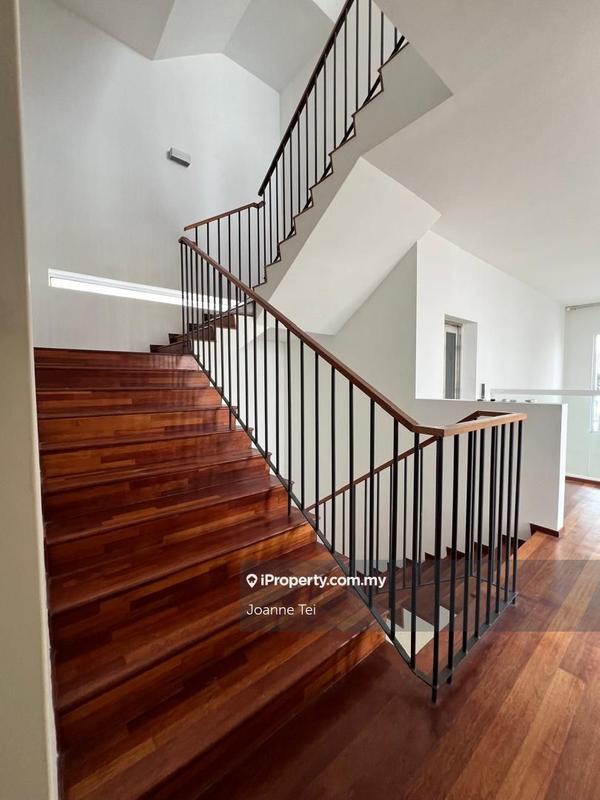 Bungalow House for Sale in Lakefront Villa, Cyberjaya by Joanne Tei - iProperty.com.my