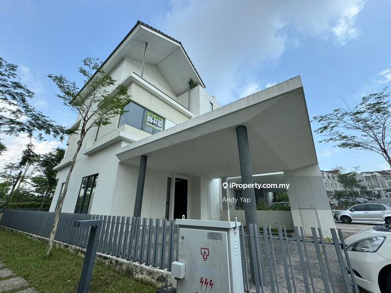 3-storey Terraced House untuk Dijual di Tamansari, Rawang oleh Andy Yap - iProperty.com.my