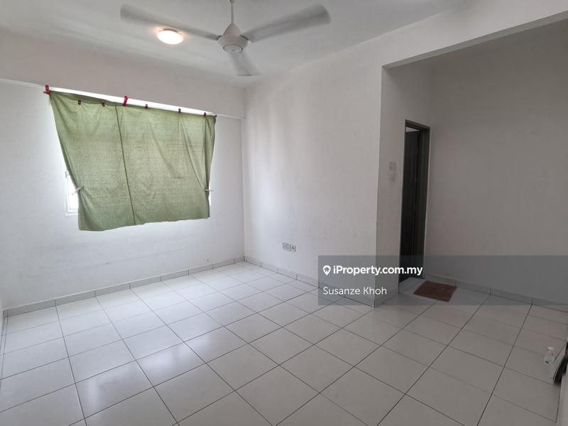 For Sale - Palma Laguna