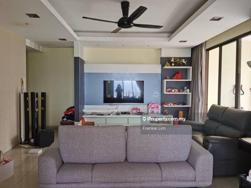 For Sale - Royal Domain Sri Putramas 2