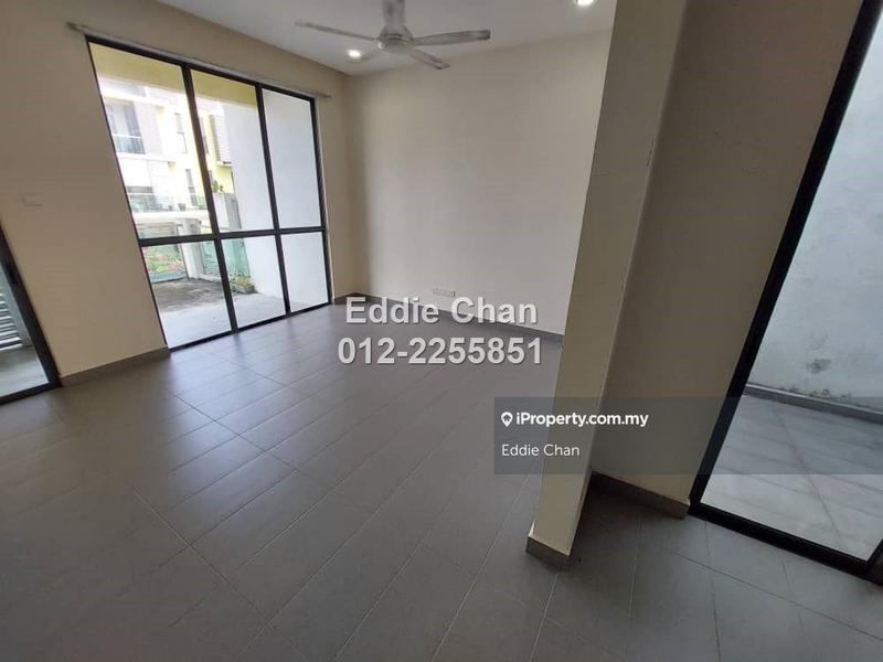 Rumah Berangkai 3 Tingkat untuk Dijual di Ukay Tropika, Hulu Kelang, Ampang, Ampang oleh Eddie Chan - iProperty.com.my