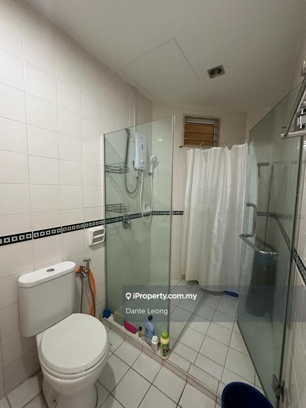 Service Residence for Rent in Windsor Tower by Dante Leong - iProperty.com.my