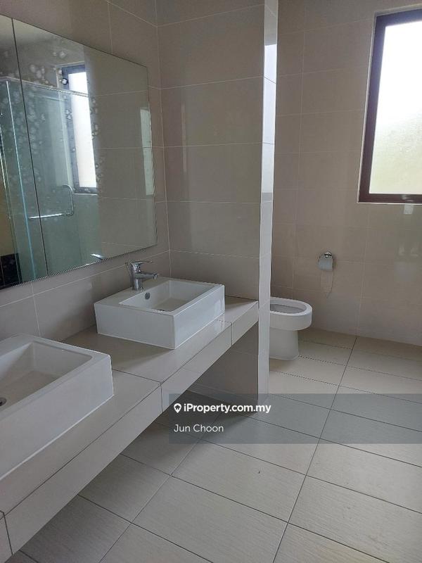 Bungalow House for Sale in Hulu Semenyih, Selangor by Jun Choon - iProperty.com.my