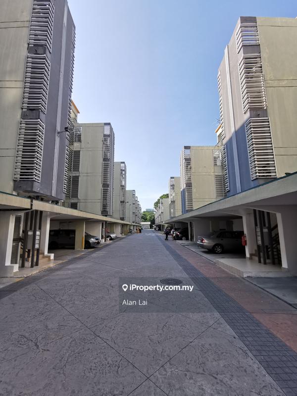 Rumah Bandar untuk Dijual di Cyberjaya, Sepang oleh Alan Lai - iProperty.com.my