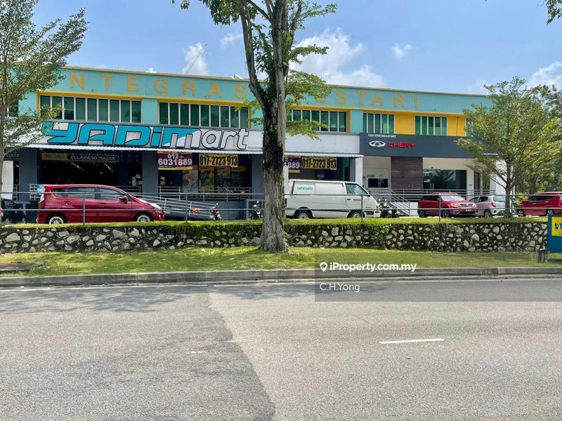 Shop for Rent in Bandar Putra Permai, Seri Kembangan by C.H.Yong - iProperty.com.my