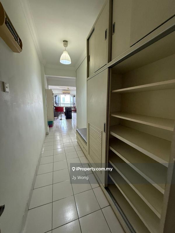 Condominium for Sale in La Vista Condominiums by Jy Wong - iProperty.com.my