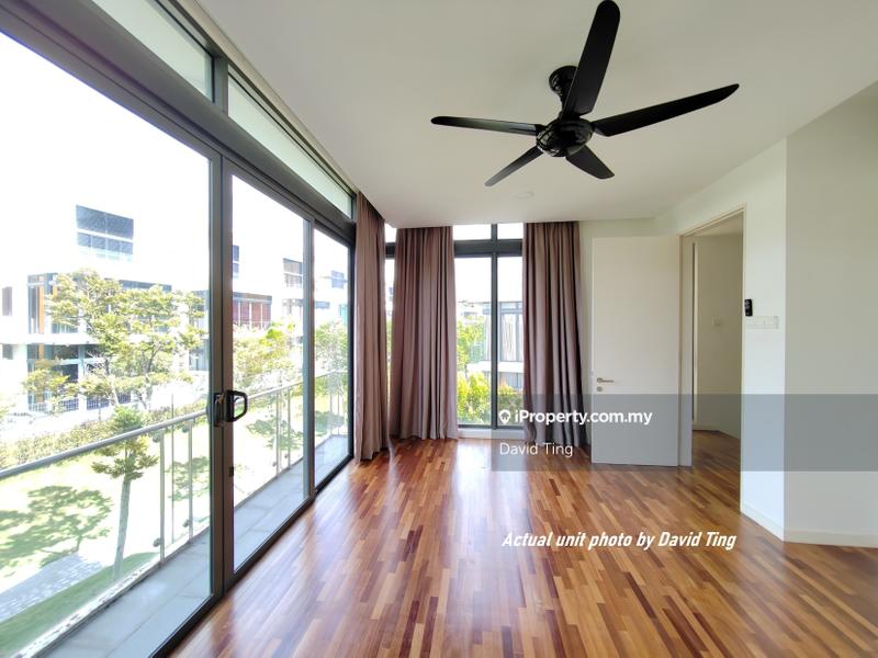 Rumah Berangkai 3 Tingkat untuk Dijual di Lake Fields, Sungai Besi oleh David Ting - iProperty.com.my