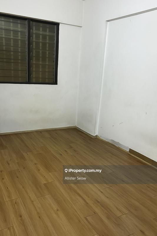 Apartment for Sale in Aman Putra Apartment by Allister Seow - iProperty.com.my