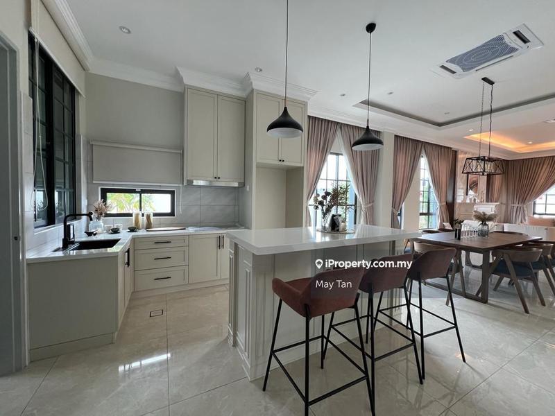 Bungalow House for Sale in Taman Parkland, Kluang by May Tan - iProperty.com.my