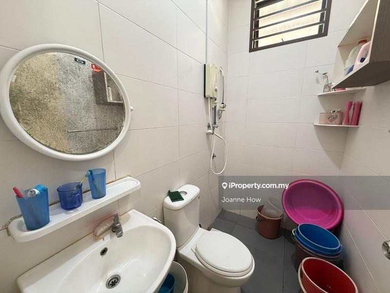 2.5-storey Terraced House for Sale in Taman Ozana Residence, Ayer Keroh, Ayer Keroh by Joanne How - iProperty.com.my