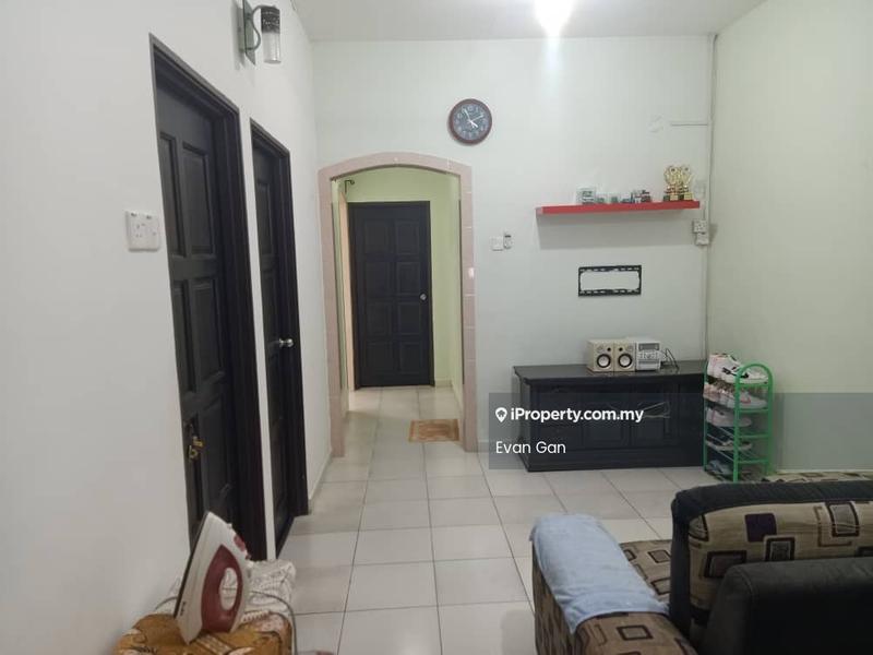 Rumah Teres 1-Tingkat untuk Dijual di Ujong Pasir, Melaka oleh Evan Gan - Living Room - iProperty.com.my