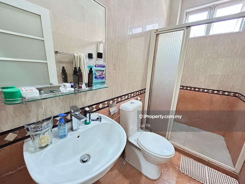 Bungalow House for Sale in Glenmarie Court, Glenmarie by Lai Yk - iProperty.com.my