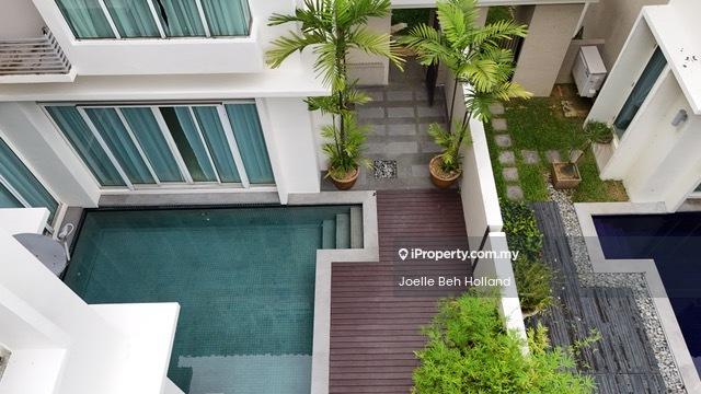 Rumah Berkembar untuk Dijual di Mont Kiara, Kuala Lumpur oleh Joelle Beh Holland - Exterior - iProperty.com.my