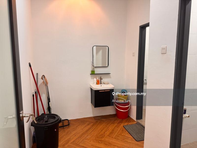 Pejabat untuk Disewa di Lake Fields, Sungai Besi oleh Andrew Lim - iProperty.com.my