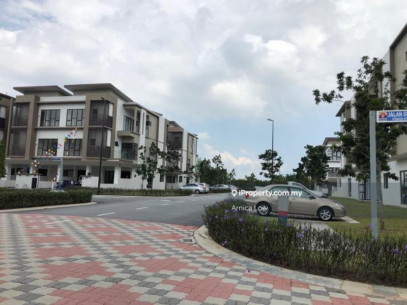 Townhouse for Sale in 16 Sierra, Puchong by Arnica Low - iProperty.com.my