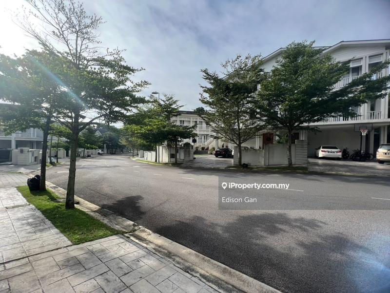 Rumah Berkembar untuk Dijual di Desa Sri Hartamas, Sri Hartamas oleh Edison Gan - iProperty.com.my