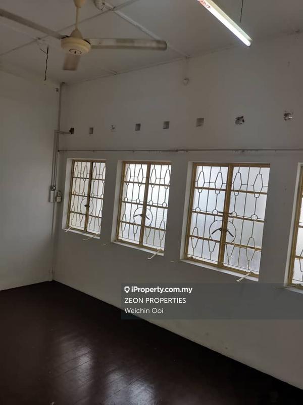 2-storey Terraced House for Sale in Gurney Drive, George Town by Weichin Ooi - iProperty.com.my