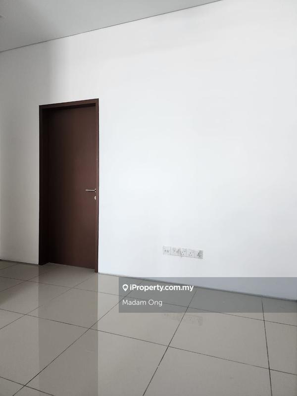 Rumah Berkembar untuk Disewa di Perdana Lakeview East, Cyberjaya oleh Madam Ong - iProperty.com.my