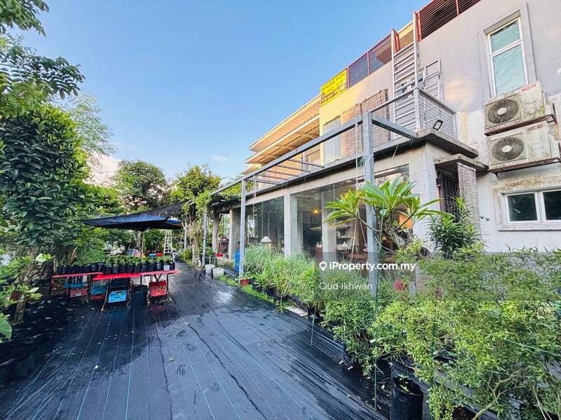 Rumah Berangkai 2 Tingkat untuk Dijual di Perdana Lakeview East, Cyberjaya oleh Qud Ikhwan - iProperty.com.my