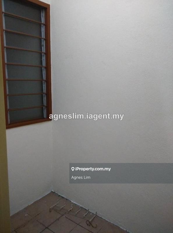 For Sale - Flat PKNS Section 7