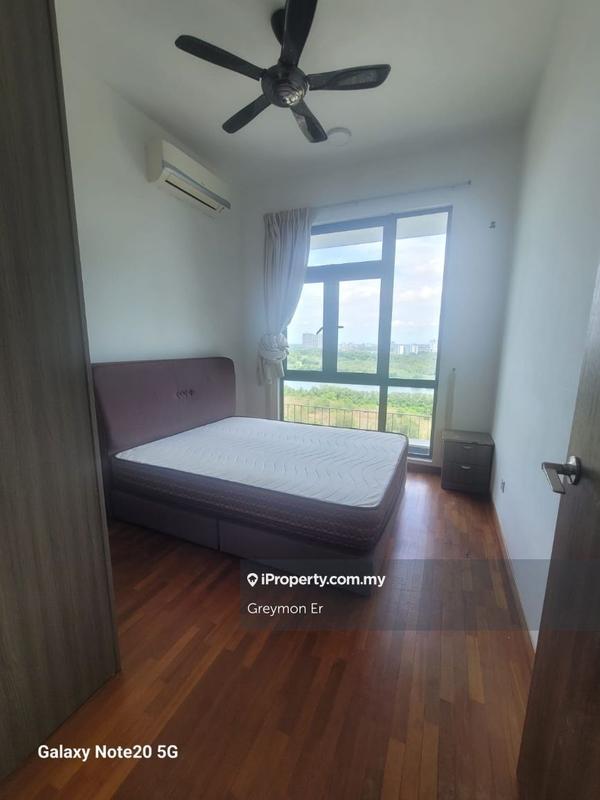 Service Residence for Rent in Crescent Bay Suites (Teluk Bayu) by Greymon Er - iProperty.com.my