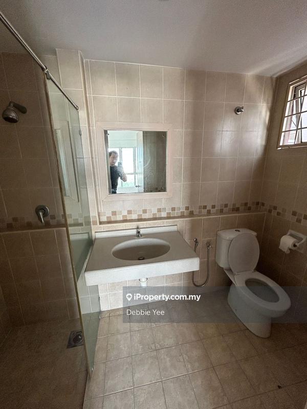 Kediaman Servis untuk Dijual di Casa Mutiara oleh Debbie Yee - iProperty.com.my
