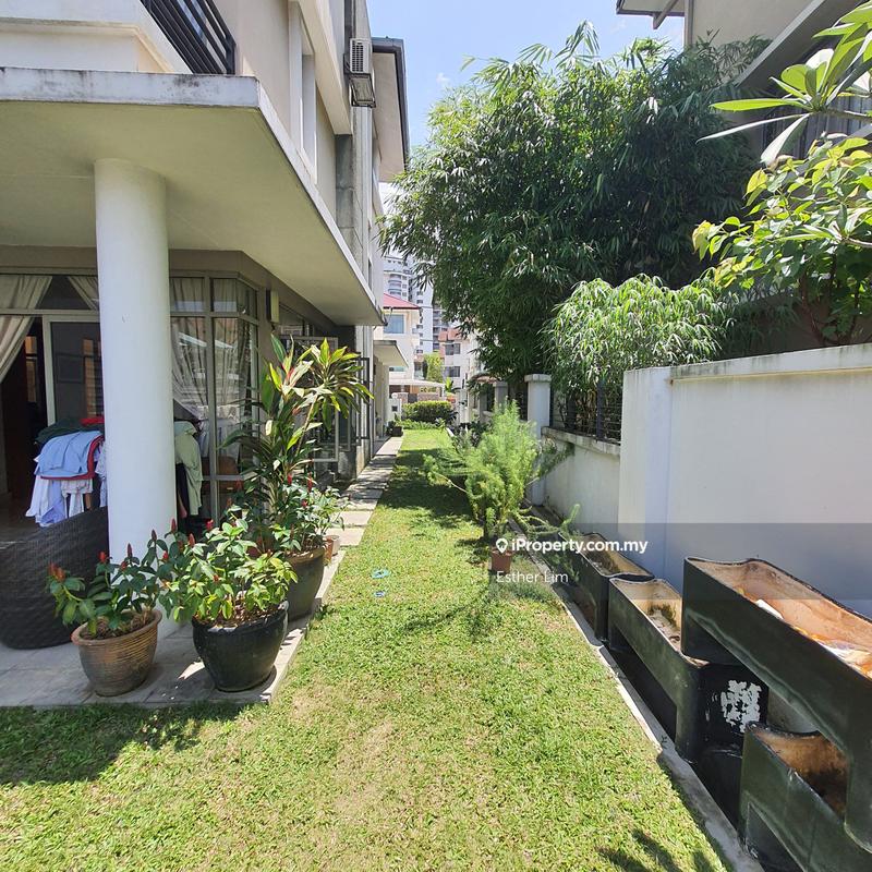 Rumah Berkembar untuk Dijual di Dutamas, Kuala Lumpur oleh Esther Lim - iProperty.com.my