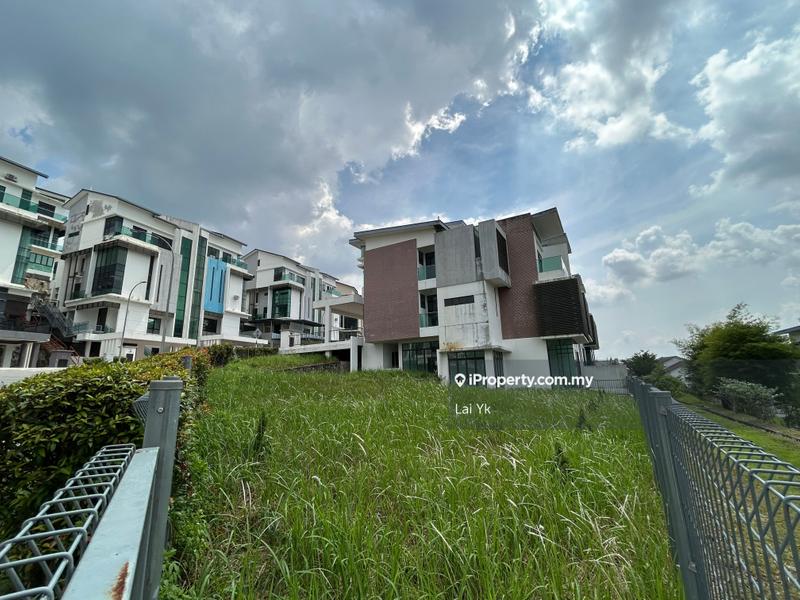 Semi-Detached House for Sale in Putra Heights, Subang Jaya by Lai Yk - iProperty.com.my