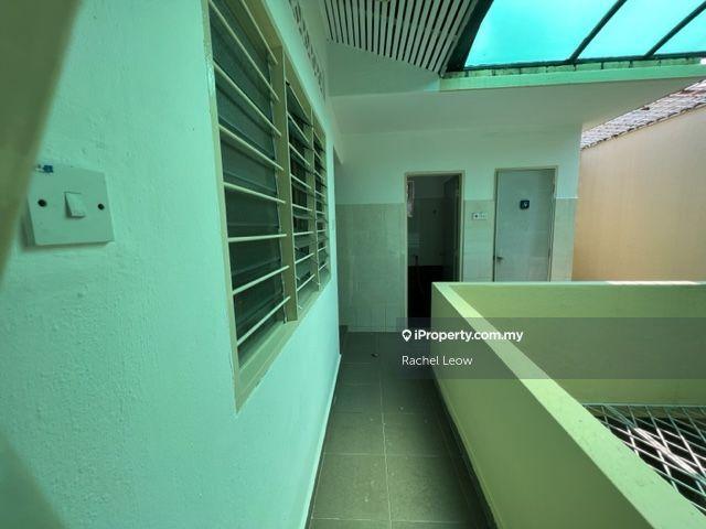 Pejabat untuk Dijual di Seksyen 5, Petaling Jaya oleh Rachel Leow - iProperty.com.my