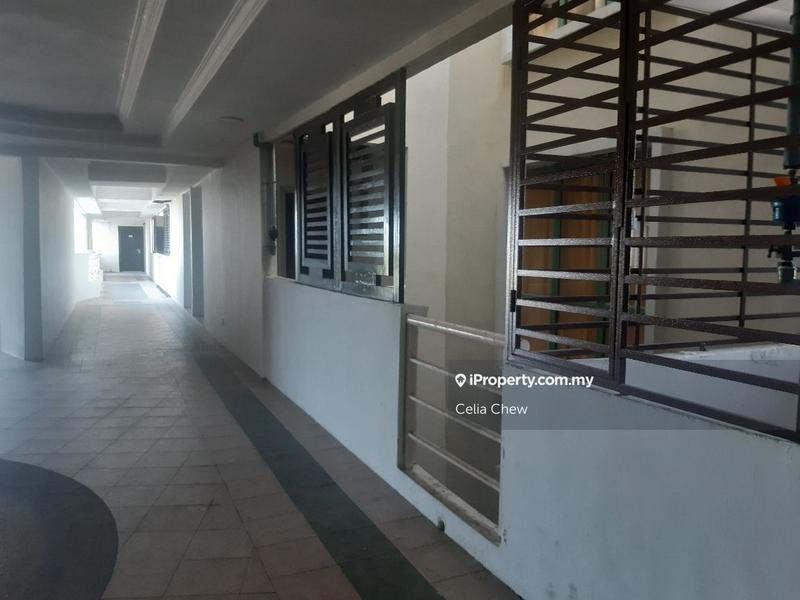 Service Residence for Sale in Gold Coast Malacca International Resort by Celia Chew - iProperty.com.my