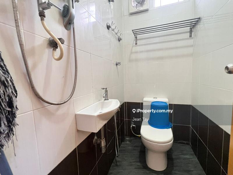 Rumah Berangkai 1.5 Tingkat untuk Dijual di Taman Saujana Indah, Bukit Katil oleh Jean Tay - iProperty.com.my