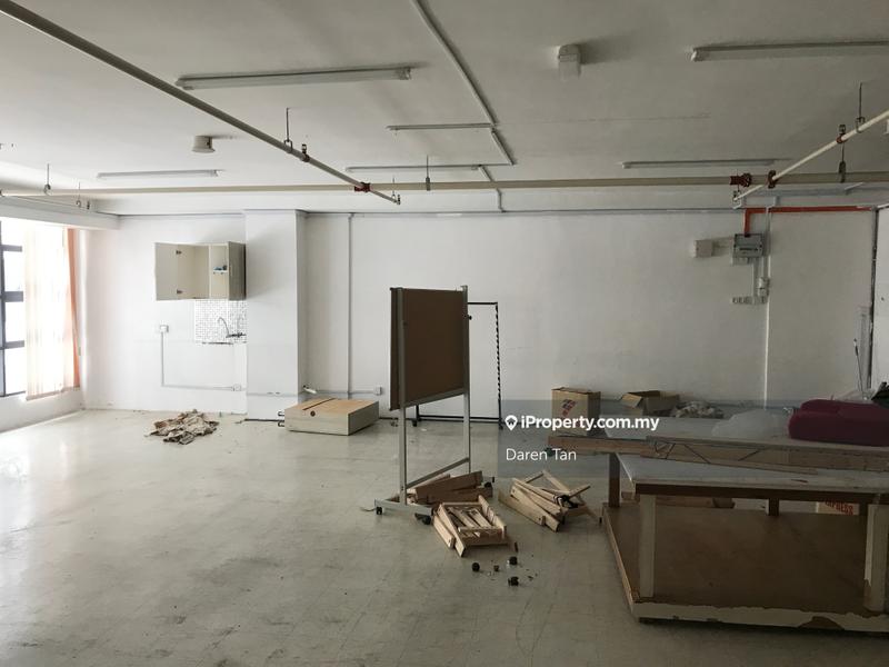 For Rent - one south street mall