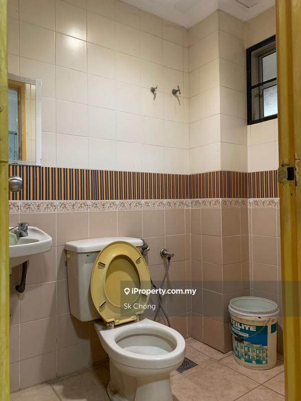 Flat for Sale in Bukit Rahman Putra by Sk Chong - iProperty.com.my