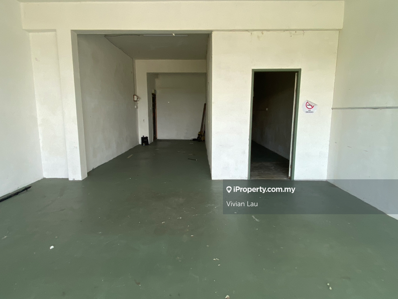 For Rent - Aiman mall 1 st floor for rent