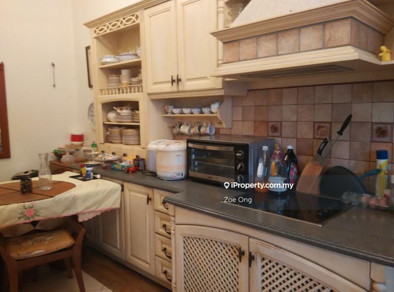 Rumah Berkembar untuk Dijual di Kota Damansara, Selangor oleh Zoe Ong - iProperty.com.my