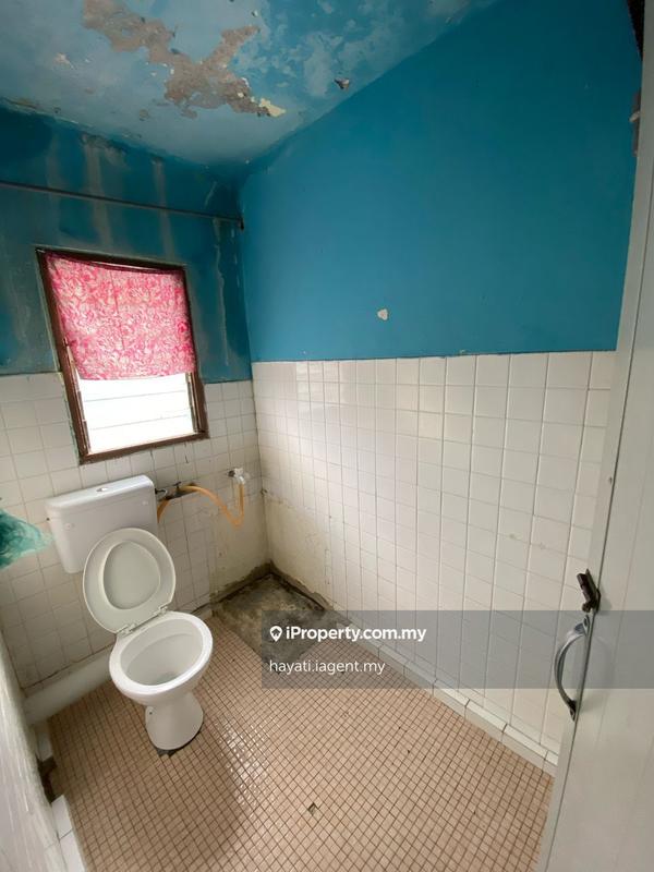 Pangsapuri untuk Dijual di PKNS Seri Kembangan oleh hayati.iagent.my - iProperty.com.my